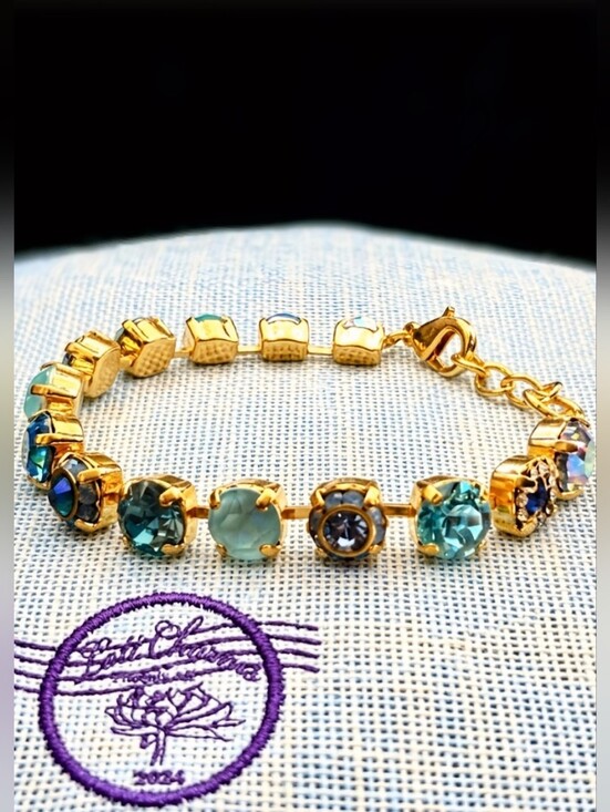 Crystal Flower Jewelry - Aquamarine Light Blue Flower Crystals AB In Classic Tennis Gold Plated Bracelet